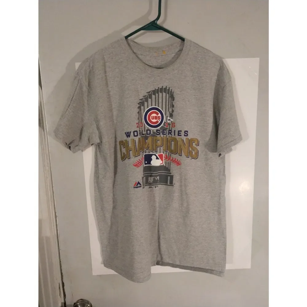 Majestic Cubs‎ World Series Champions 2016 Tee Grey Size Large